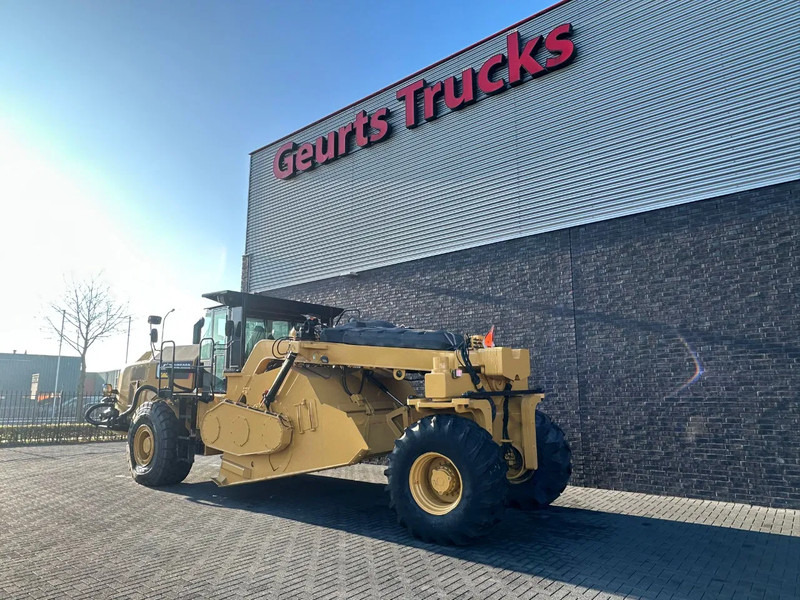 Caterpillar RM 500 B - Talajstabilizáló: 3 kép. Caterpillar RM 500 B - Talajstabilizáló: 3 kép.