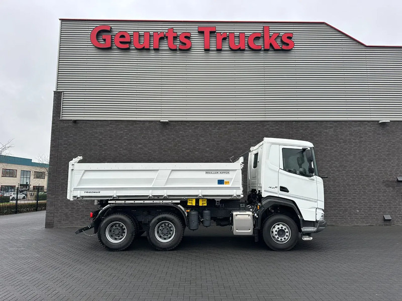 DAF XFC 480 FAT 6X4 + 3 ZIJDIGE KIPPER/TIPPER BORD MATIC - Billenőplatós teherautó: 4 kép. DAF XFC 480 FAT 6X4 + 3 ZIJDIGE KIPPER/TIPPER BORD MATIC - Billenőplatós teherautó: 4 kép.