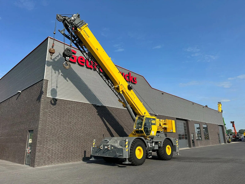 Grove RT765E-2 ROUGH TERRAIN CRANE + JIB + 2 X WINCH - Terepjáró mobil daru: 2 kép. Grove RT765E-2 ROUGH TERRAIN CRANE + JIB + 2 X WINCH - Terepjáró mobil daru: 2 kép.