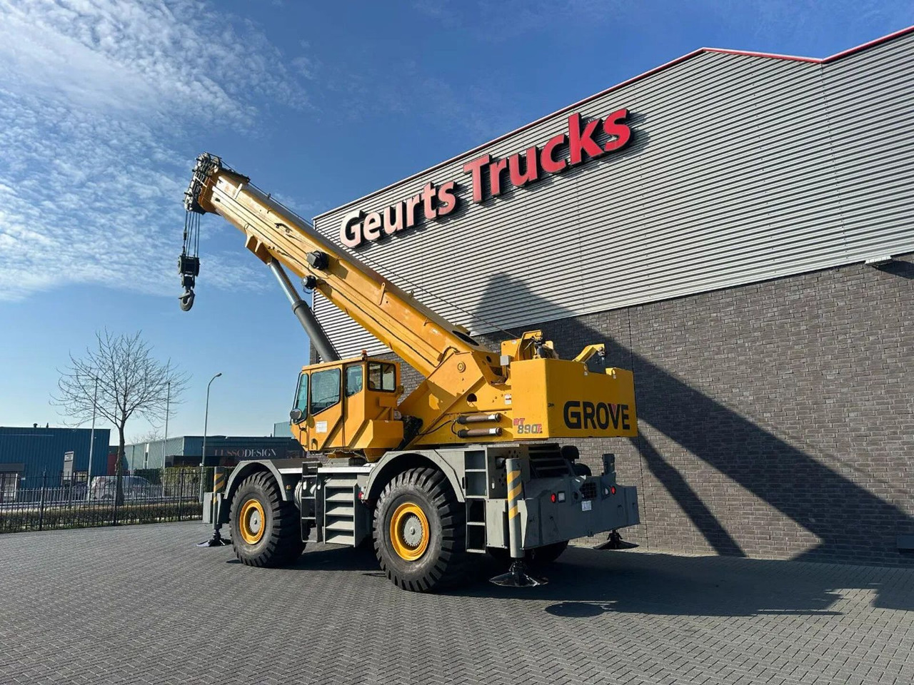 Grove RT890E ROUGH TERRAIN CRANE, CE-markering - Toronydaru: 3 kép. Grove RT890E ROUGH TERRAIN CRANE, CE-markering - Toronydaru: 3 kép.