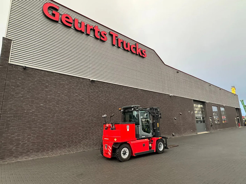 Kalmar HEFTRUCK.FORKLIFT/STAPLER FULL ELECTRIC ECG 90-6LS - Elektromos targonca: 5 kép. Kalmar HEFTRUCK.FORKLIFT/STAPLER FULL ELECTRIC ECG 90-6LS - Elektromos targonca: 5 kép.