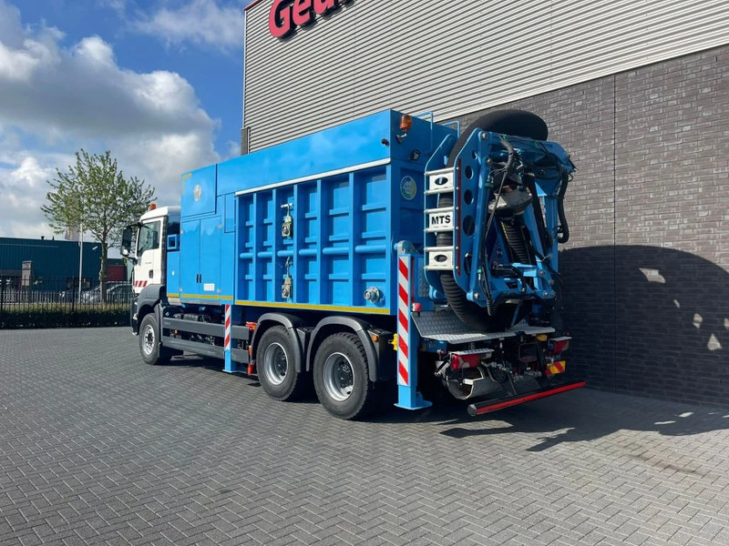 MAN MTS SAUGBAGGER/SUCTIONEXCAVATOR/GRONDZUIGER - Szippantós autó: 4 kép. MAN MTS SAUGBAGGER/SUCTIONEXCAVATOR/GRONDZUIGER - Szippantós autó: 4 kép.
