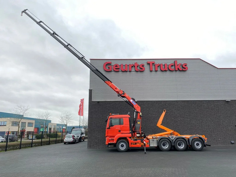 MAN TGS 35.480 8X4 TRIDEM + 20 TON HAAKARM + HMF 3220-K6 KRAAN/KRAN/CRANE/GRUA - Horgos rakodó teherautó, Darus autó: 5 kép. MAN TGS 35.480 8X4 TRIDEM + 20 TON HAAKARM + HMF 3220-K6 KRAAN/KRAN/CRANE/GRUA - Horgos rakodó teherautó, Darus autó: 5 kép.