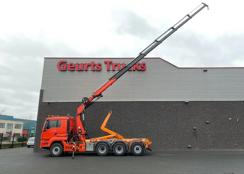 MAN TGS 35.480 8X4 TRIDEM + 20 TON HAAKARM + HMF 3220-K6 KRAAN/KRAN/CRANE/GRUA - Horgos rakodó teherautó, Darus autó: 3 kép. MAN TGS 35.480 8X4 TRIDEM + 20 TON HAAKARM + HMF 3220-K6 KRAAN/KRAN/CRANE/GRUA - Horgos rakodó teherautó, Darus autó: 3 kép.