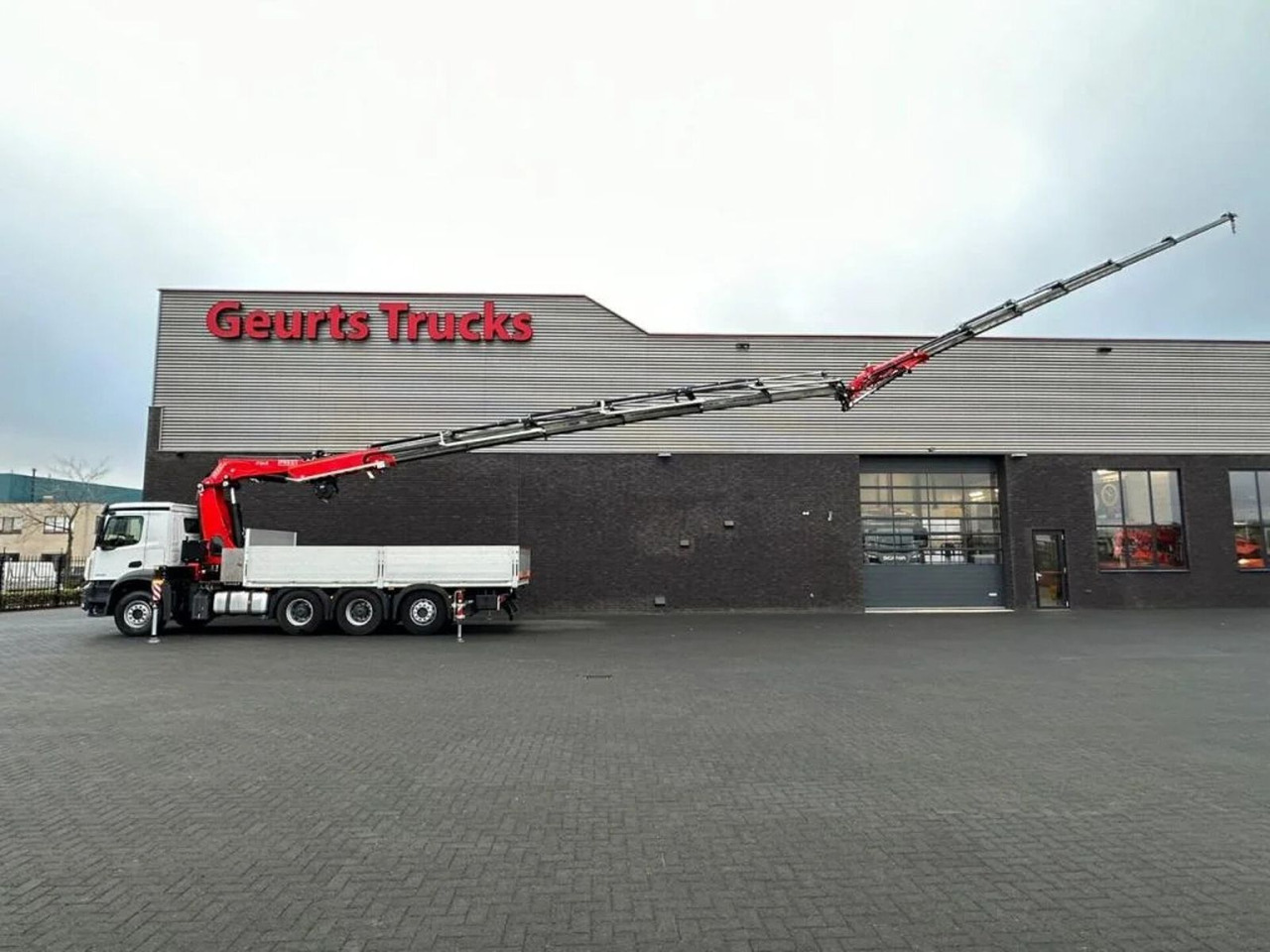 Mercedes-Benz Arocs 3646 L 8X4 + FASSI F545RA.2.26 XE-DYNAMIC - Darus autó: 4 kép. Mercedes-Benz Arocs 3646 L 8X4 + FASSI F545RA.2.26 XE-DYNAMIC - Darus autó: 4 kép.