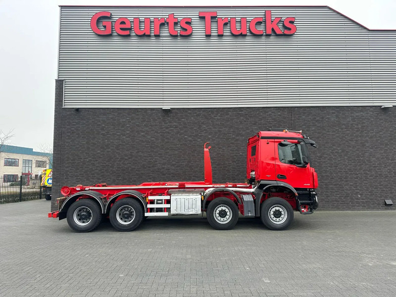 Mercedes-Benz Arocs 8X4 VDL S-30-6600 HAAKARMSYSTEEM/ABROLLKIPPER/HOOKLIFT - Teherautó - kábelrendszer: 4 kép. Mercedes-Benz Arocs 8X4 VDL S-30-6600 HAAKARMSYSTEEM/ABROLLKIPPER/HOOKLIFT - Teherautó - kábelrendszer: 4 kép.
