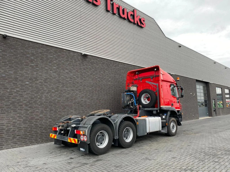 Iveco Trakker 560 SIVI 6X6 HEAVY DUTY PRIME MOVER 275 TONS - Nyergesvontató: 5 kép. Iveco Trakker 560 SIVI 6X6 HEAVY DUTY PRIME MOVER 275 TONS - Nyergesvontató: 5 kép.