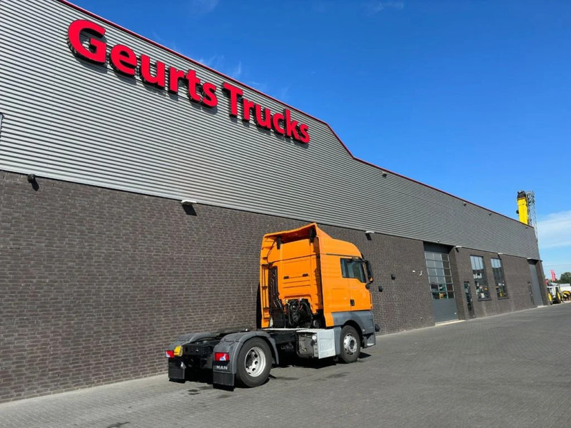 MAN TGX 18.460 4X2 TREKKER/TRACTOR/SZM EURO 6 - Nyergesvontató: 5 kép. MAN TGX 18.460 4X2 TREKKER/TRACTOR/SZM EURO 6 - Nyergesvontató: 5 kép.