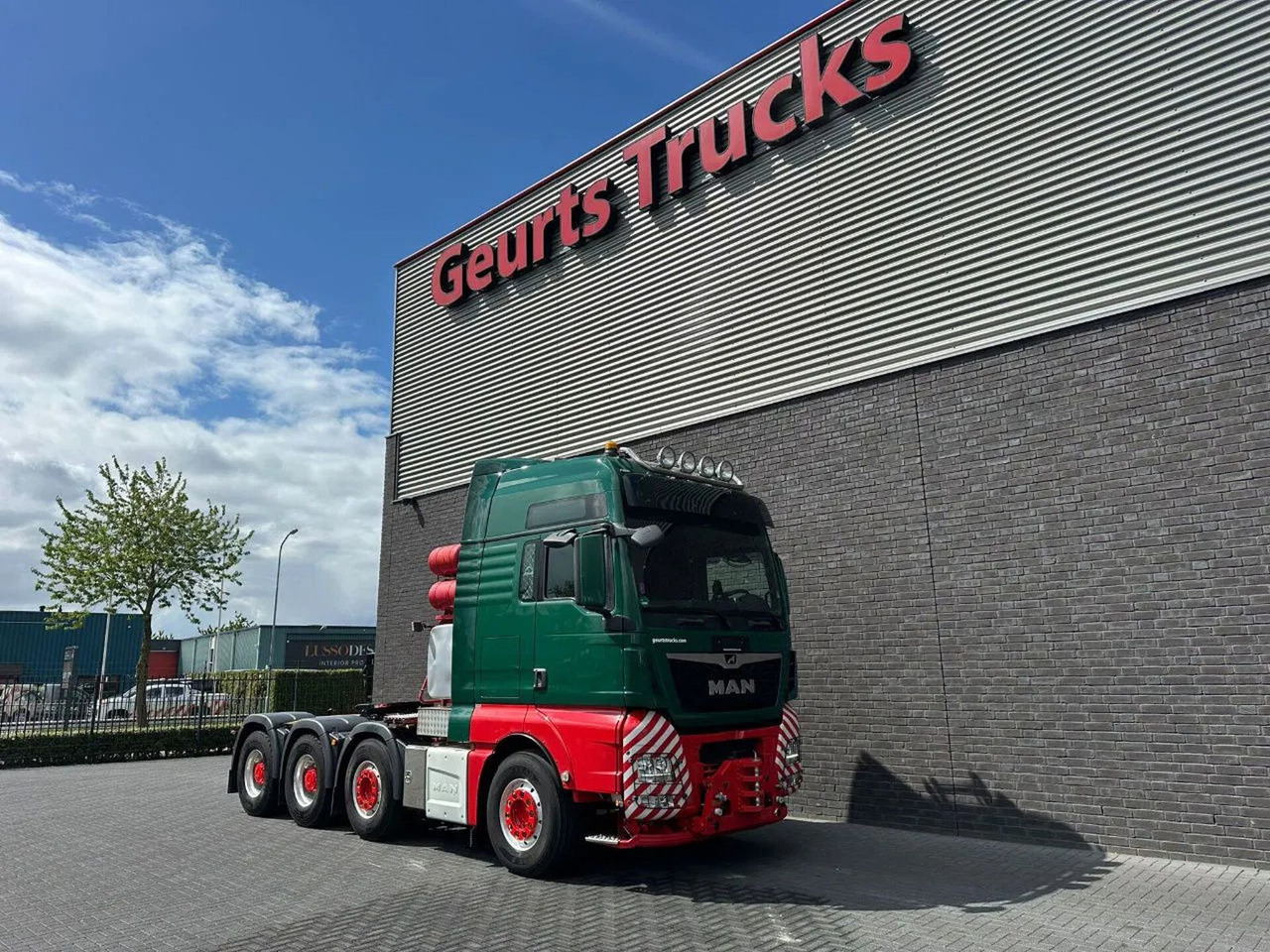 MAN TGX 41.640 8X4/4 BBS HEAVY DUTY TRACTOR 500 TONS - Nyergesvontató: 5 kép. MAN TGX 41.640 8X4/4 BBS HEAVY DUTY TRACTOR 500 TONS - Nyergesvontató: 5 kép.