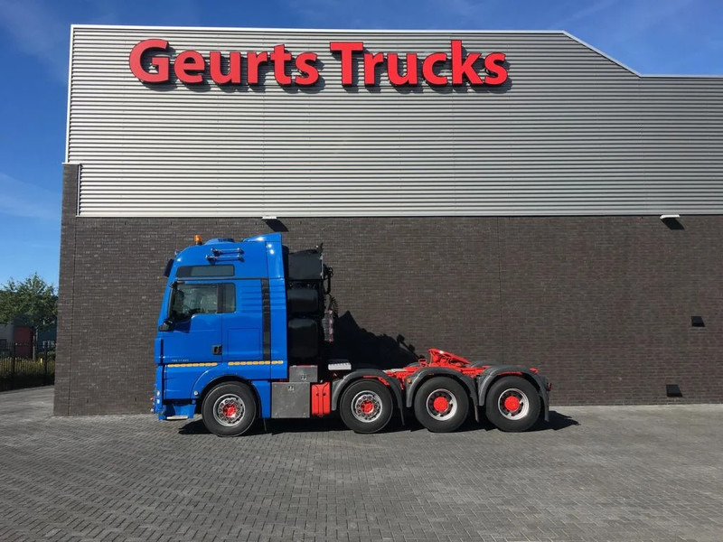 MAN TGX 41.680 V8 8X4 HEAVY DUTY TRACTOR 250 TONS - Nyergesvontató: 1 kép. MAN TGX 41.680 V8 8X4 HEAVY DUTY TRACTOR 250 TONS - Nyergesvontató: 1 kép.