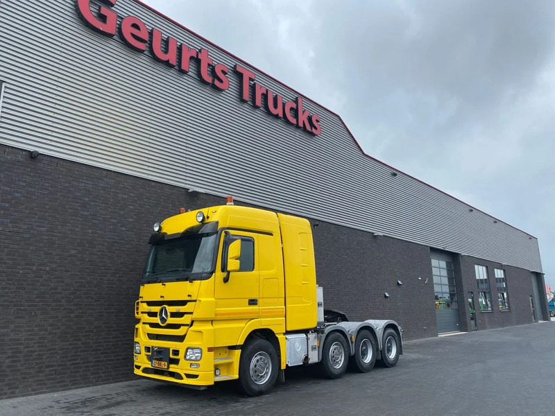 Mercedes-Benz Actros 4165 V8 8X4 SLT TITAN HEAVY DUTY TRACTOR / SCHWERLAST SATTELZUGMASCHINE 250 TON - Nyergesvontató: 2 kép. Mercedes-Benz Actros 4165 V8 8X4 SLT TITAN HEAVY DUTY TRACTOR / SCHWERLAST SATTELZUGMASCHINE 250 TON - Nyergesvontató: 2 kép.