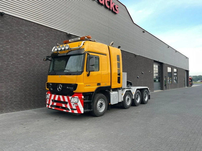 Mercedes-Benz Actros 4165 V8 8X4 SLT TITAN HEAVY DUTY TRACTOR/TREKKER/SZM 250 TON - Nyergesvontató: 2 kép. Mercedes-Benz Actros 4165 V8 8X4 SLT TITAN HEAVY DUTY TRACTOR/TREKKER/SZM 250 TON - Nyergesvontató: 2 kép.