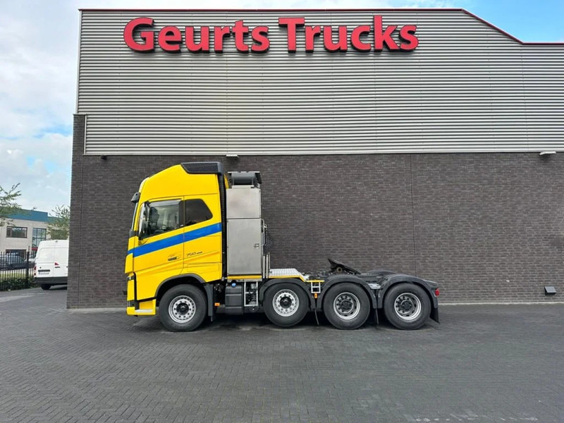 Volvo FH 16.750 8X4 HEAVY DUTY TRACTOR/SZM/TREKKER - Nyergesvontató: 1 kép. Volvo FH 16.750 8X4 HEAVY DUTY TRACTOR/SZM/TREKKER - Nyergesvontató: 1 kép.