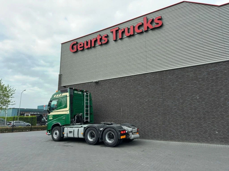 Volvo FH 500 6X4 TREKKER/TRACTOR/SZM EURO 6 HYDRAULIC - Nyergesvontató: 3 kép. Volvo FH 500 6X4 TREKKER/TRACTOR/SZM EURO 6 HYDRAULIC - Nyergesvontató: 3 kép.