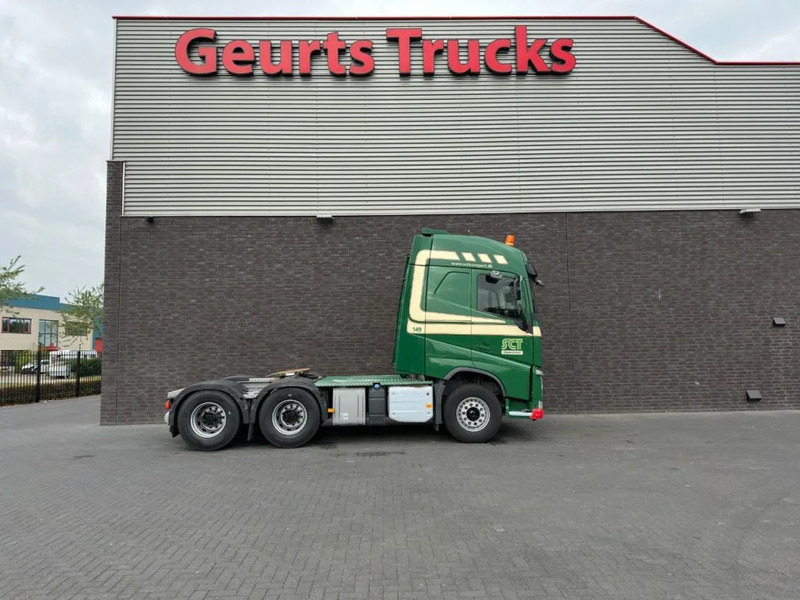 Volvo FH 500 6X4 TREKKER/TRACTOR/SZM EURO 6 HYDRAULIC - Nyergesvontató: 4 kép. Volvo FH 500 6X4 TREKKER/TRACTOR/SZM EURO 6 HYDRAULIC - Nyergesvontató: 4 kép.
