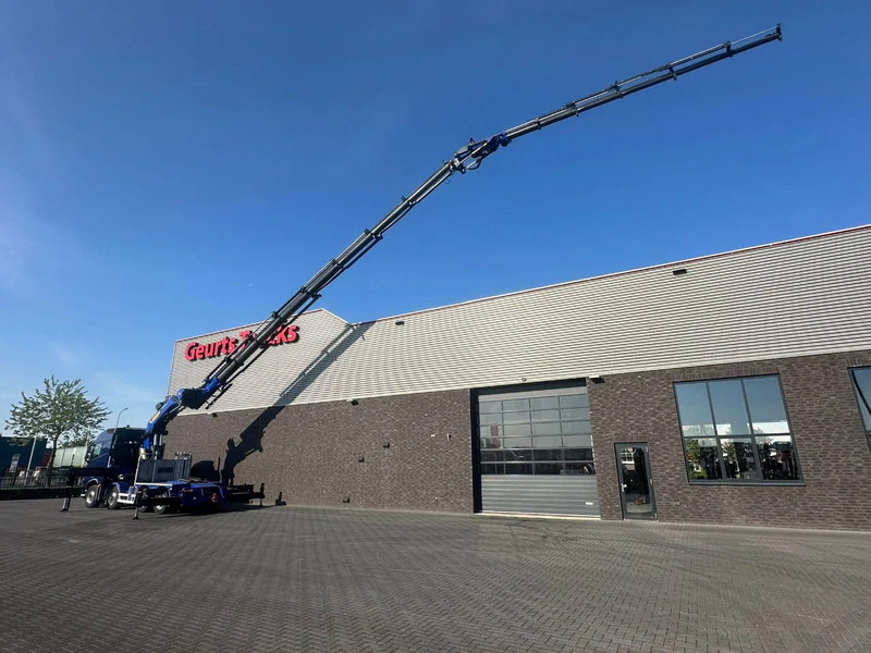 Volvo FH 540 8X4 TREKKER / BAKWAGEN MET PALFINGER PK135.002 TEC7 + JIB PJ190 KRAAN / KRAN / CRANE / GRUA - Nyergesvontató: 3 kép. Volvo FH 540 8X4 TREKKER / BAKWAGEN MET PALFINGER PK135.002 TEC7 + JIB PJ190 KRAAN / KRAN / CRANE / GRUA - Nyergesvontató: 3 kép.