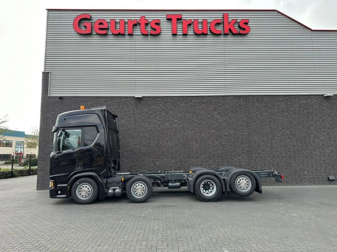 Scania R540 NGS 8X2 CHASSIS NIEUW/NEUE/NEW FULL OPTIONS - Alvaz teherautó: 1 kép. Scania R540 NGS 8X2 CHASSIS NIEUW/NEUE/NEW FULL OPTIONS - Alvaz teherautó: 1 kép.