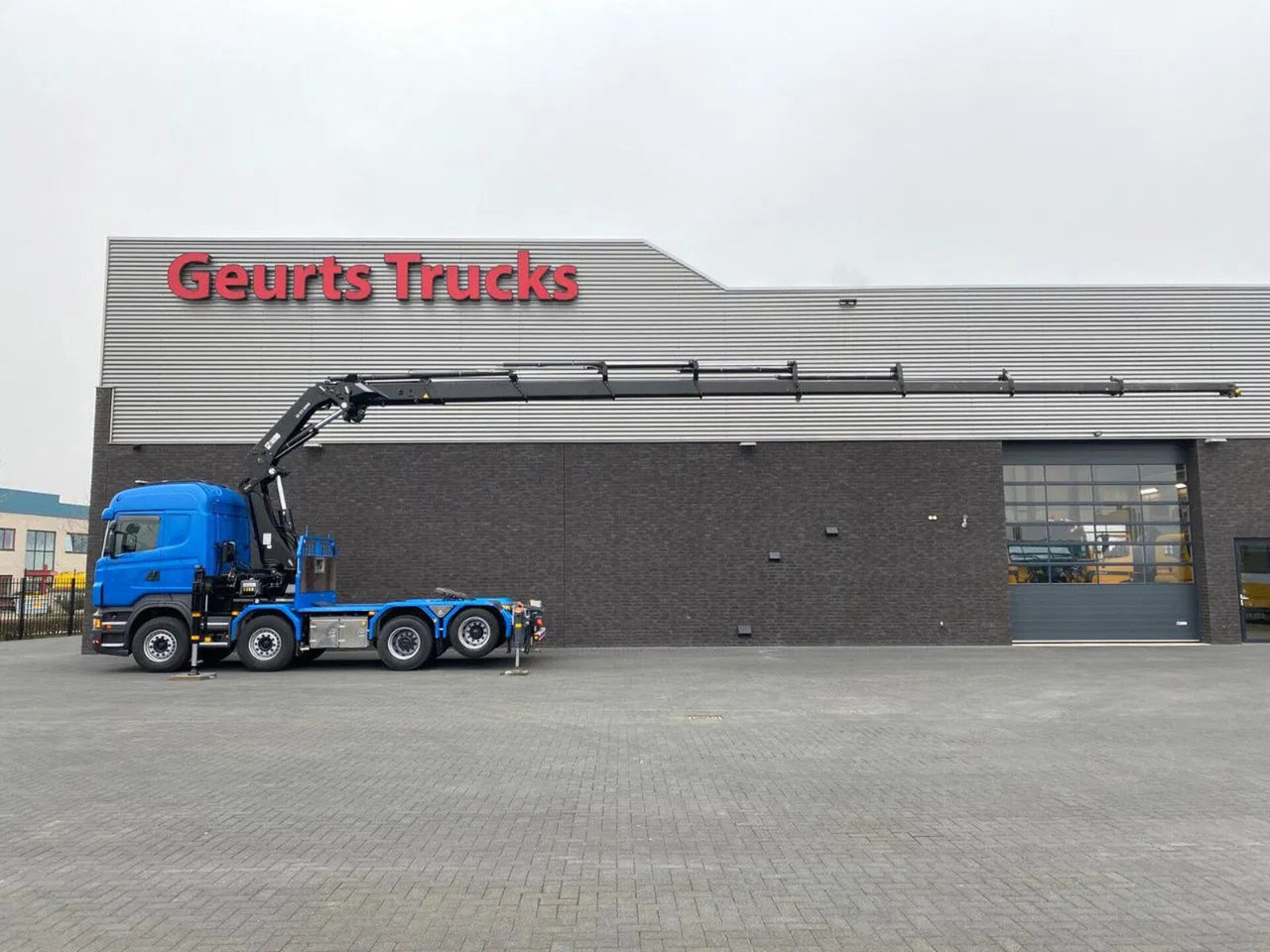 Scania R560 V8 8X2 TREKKER/BAKWAGEN + HIAB 477E-8 HIPRO - Darus autó: 1 kép. Scania R560 V8 8X2 TREKKER/BAKWAGEN + HIAB 477E-8 HIPRO - Darus autó: 1 kép.