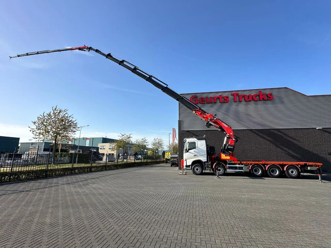 Volvo FH 540 10X4 + FASSI F1650RAL.2.28 + JIB L616L KR - Darus autó: 3 kép. Volvo FH 540 10X4 + FASSI F1650RAL.2.28 + JIB L616L KR - Darus autó: 3 kép.