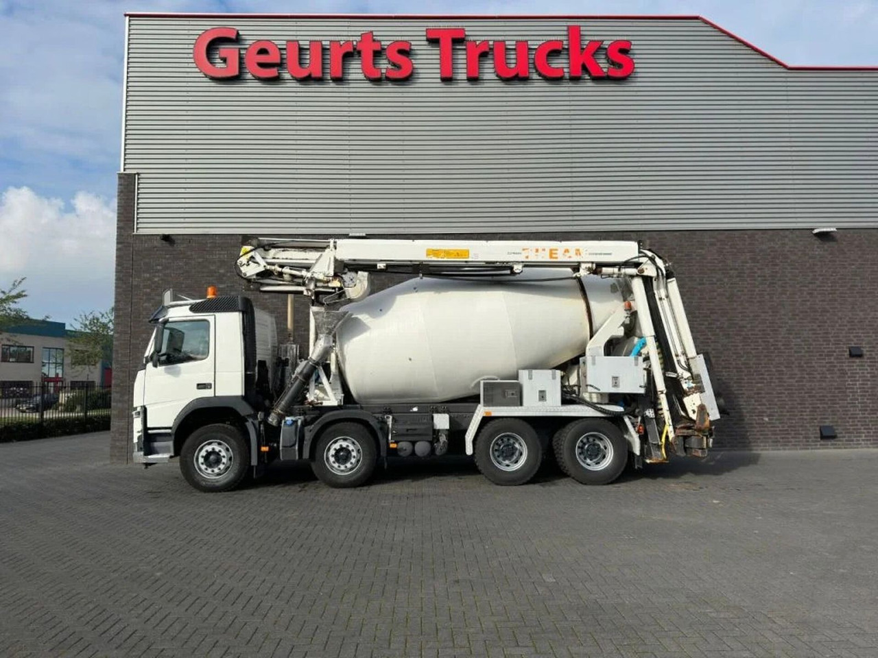 Volvo FM 410 8X4 + STETTER 9 M3 MIXER/MISCHER + THEAM - Betonmixer: 1 kép. Volvo FM 410 8X4 + STETTER 9 M3 MIXER/MISCHER + THEAM - Betonmixer: 1 kép.