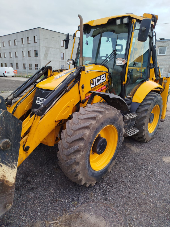JCB 4cx - Kotrórakodó: 1 kép. JCB 4cx - Kotrórakodó: 1 kép.