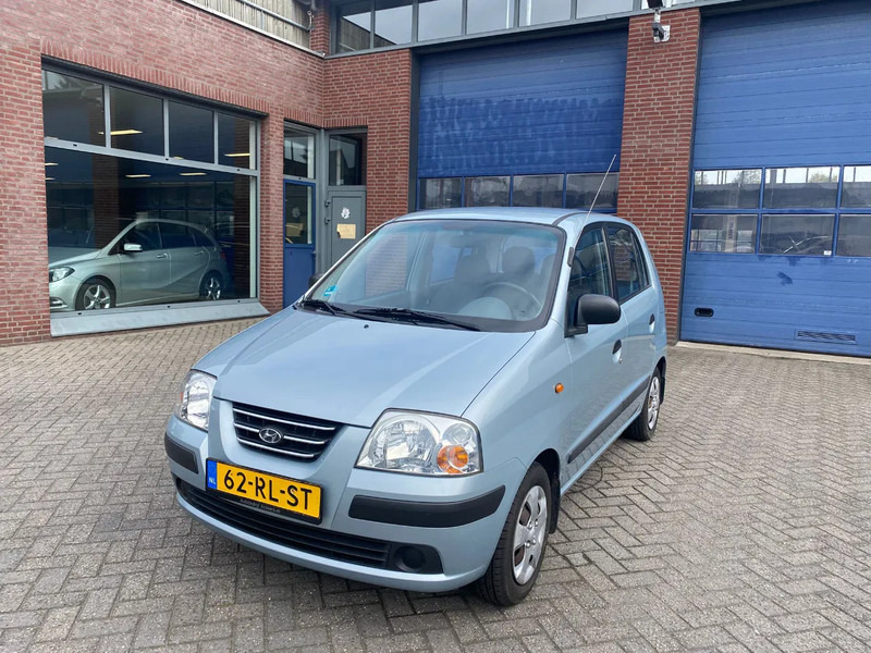 Hyundai Atos 1.1 I Active - Hatchback: 2 kép. Hyundai Atos 1.1 I Active - Hatchback: 2 kép.