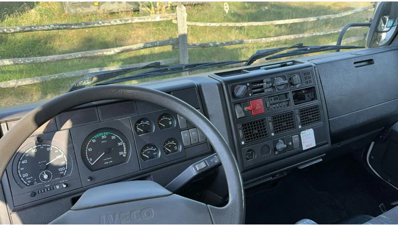 Iveco Eurocargo 60 E 15 manual gearbox - Autószállító teherautó: 5 kép. Iveco Eurocargo 60 E 15 manual gearbox - Autószállító teherautó: 5 kép.