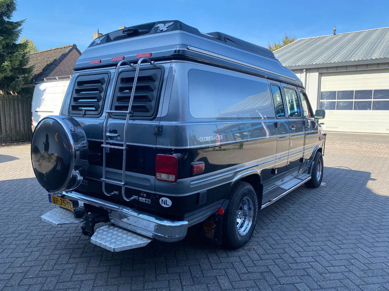 Chevrolet CAMPER CHEVY VAN 20D GLOBEMASTER.. V8 Diesel autom. - Lakóautó: 4 kép. Chevrolet CAMPER CHEVY VAN 20D GLOBEMASTER.. V8 Diesel autom. - Lakóautó: 4 kép.