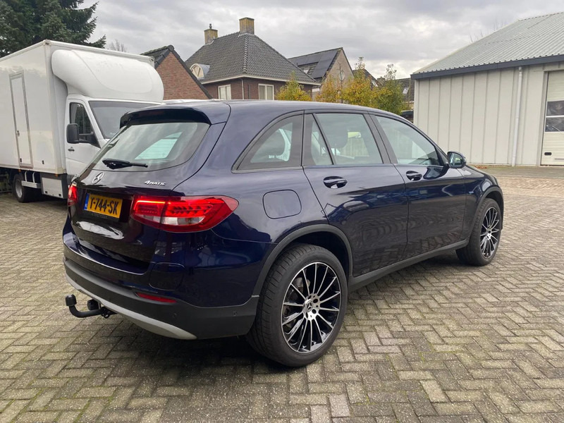 Mercedes-Benz GLC. 4 matic..... 350E benzine /Hybrid - Terepjáró/ SUV: 4 kép. Mercedes-Benz GLC. 4 matic..... 350E benzine /Hybrid - Terepjáró/ SUV: 4 kép.