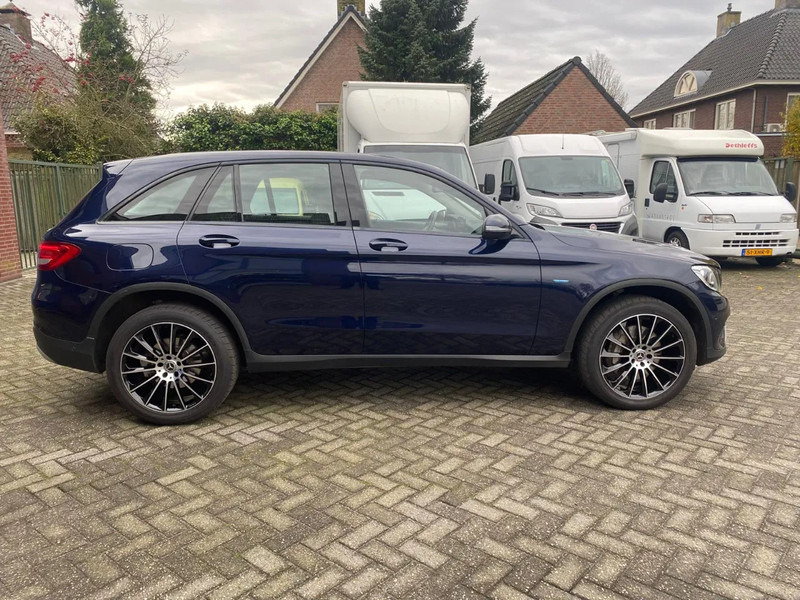 Mercedes-Benz GLC. 4 matic..... 350E benzine /Hybrid - Terepjáró/ SUV: 3 kép. Mercedes-Benz GLC. 4 matic..... 350E benzine /Hybrid - Terepjáró/ SUV: 3 kép.