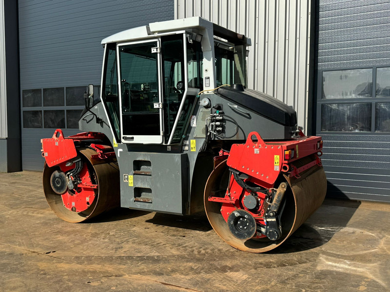 Ammann AV85-2 - Henger: 3 kép. Ammann AV85-2 - Henger: 3 kép.