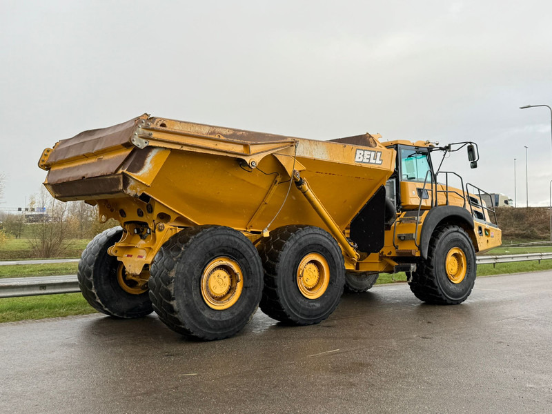 BELL B45E - Csuklós dömper: 5 kép. BELL B45E - Csuklós dömper: 5 kép.