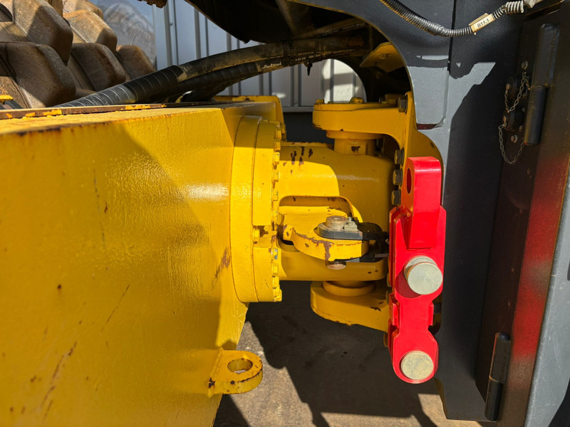 Henger Bomag BW219PDH-5: 15 kép.