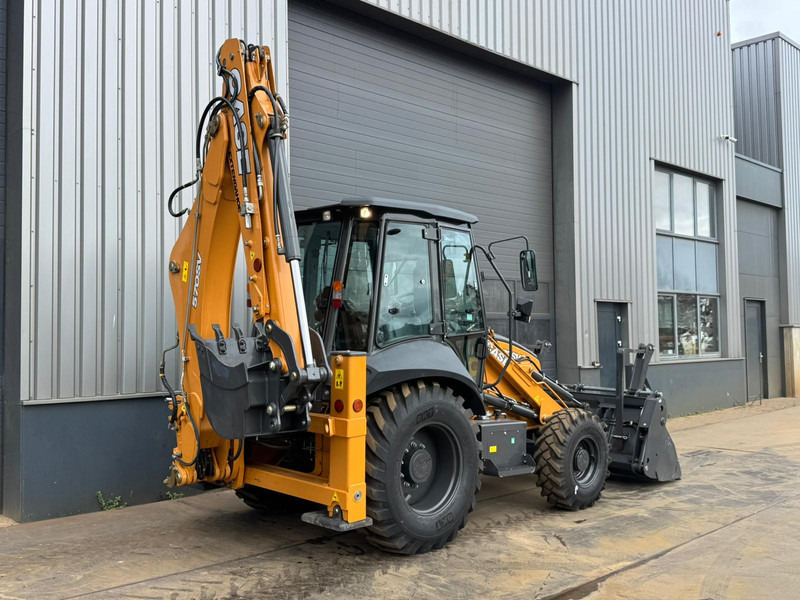 Case 570SV A/C 4x4 Telescopic boom - Kotrórakodó: 5 kép. Case 570SV A/C 4x4 Telescopic boom - Kotrórakodó: 5 kép.