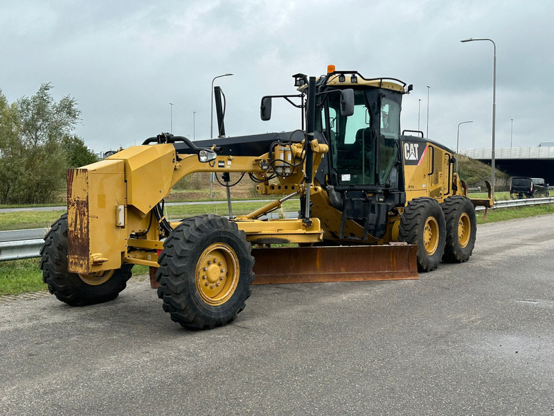 Caterpillar 140M Ripper + Pushblock - Gréder: 2 kép. Caterpillar 140M Ripper + Pushblock - Gréder: 2 kép.