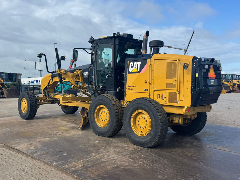 Caterpillar 140M2 AWD - Gréder: 3 kép. Caterpillar 140M2 AWD - Gréder: 3 kép.