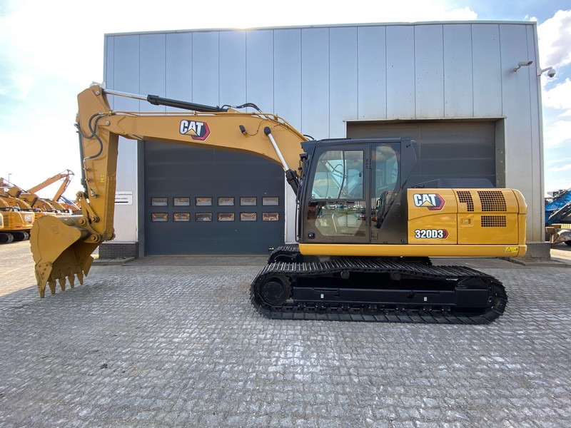 Caterpillar 320D3 - New export model Long Reach - Lánctalpas kotró: 1 kép. Caterpillar 320D3 - New export model Long Reach - Lánctalpas kotró: 1 kép.