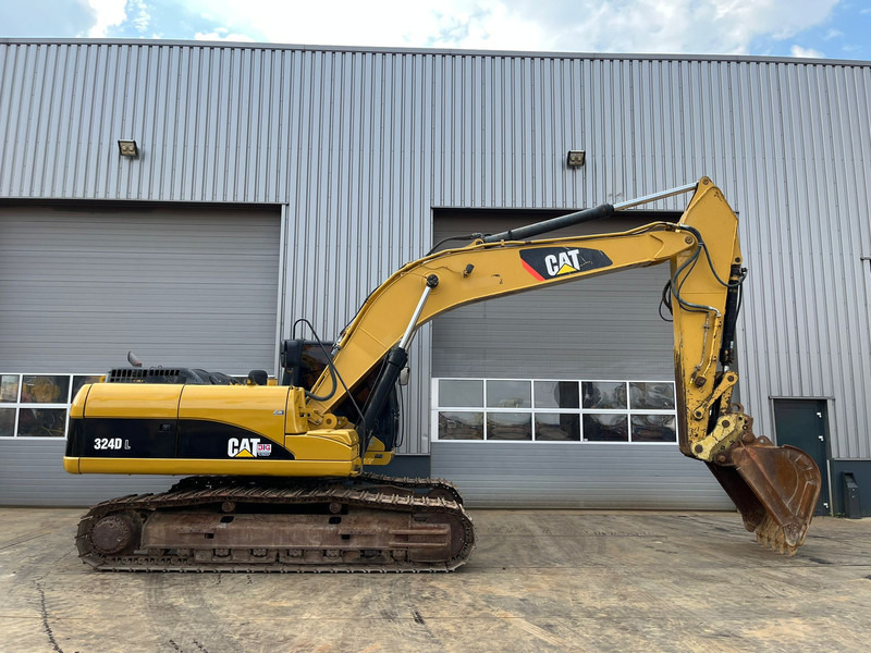 Caterpillar 324DL - Hammerlines / A/C Cabin / Caterpillar C7 / Quick Coupler / Bucket with teeth. - Lánctalpas kotró: 5 kép. Caterpillar 324DL - Hammerlines / A/C Cabin / Caterpillar C7 / Quick Coupler / Bucket with teeth. - Lánctalpas kotró: 5 kép.
