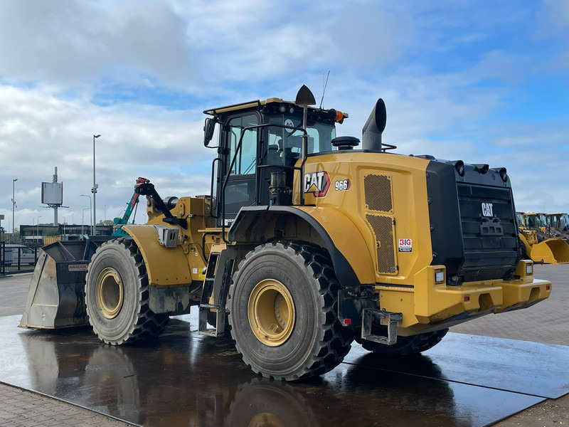 Caterpillar 966 14A NEXT GEN - Gumikerekes homlokrakodó: 3 kép. Caterpillar 966 14A NEXT GEN - Gumikerekes homlokrakodó: 3 kép.