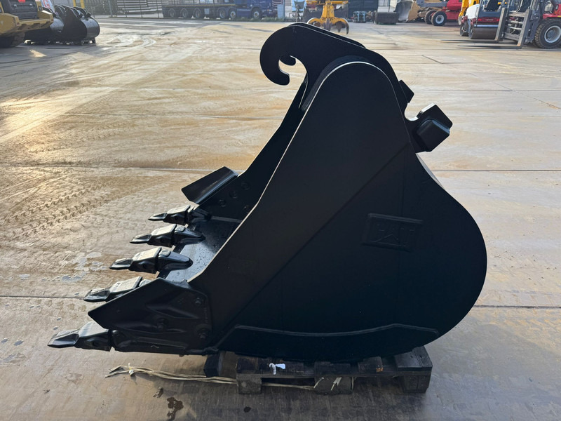 Caterpillar CW40 1200mm Bucket - Kanál: 2 kép. Caterpillar CW40 1200mm Bucket - Kanál: 2 kép.