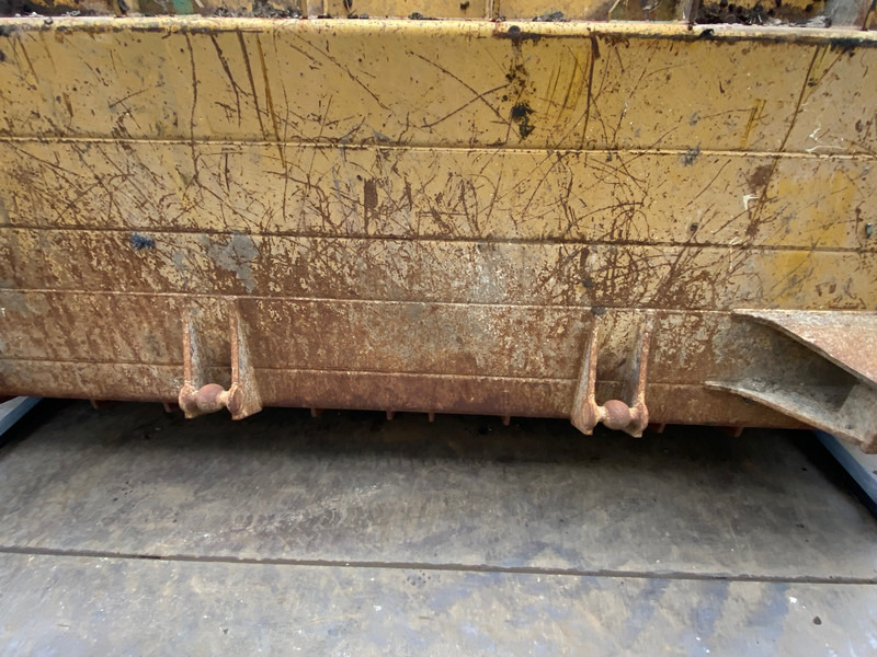 Tolólap Caterpillar D9U Blade: 10 kép.