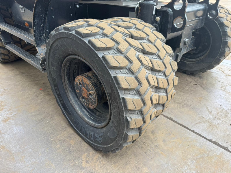 Caterpillar M320F lízing Caterpillar M320F: 13 kép. Caterpillar M320F lízing Caterpillar M320F: 13 kép.