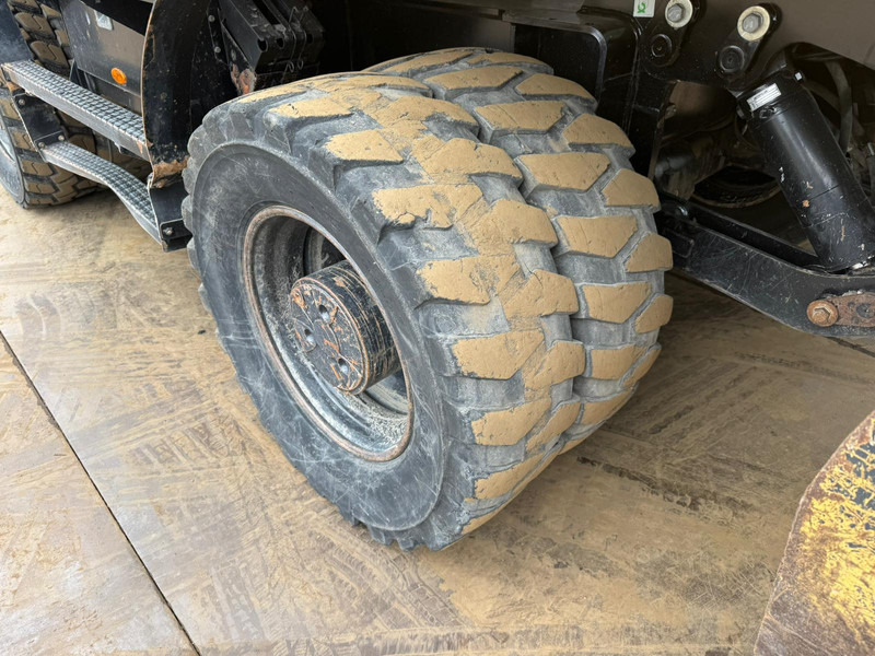 Caterpillar M320F lízing Caterpillar M320F: 11 kép. Caterpillar M320F lízing Caterpillar M320F: 11 kép.