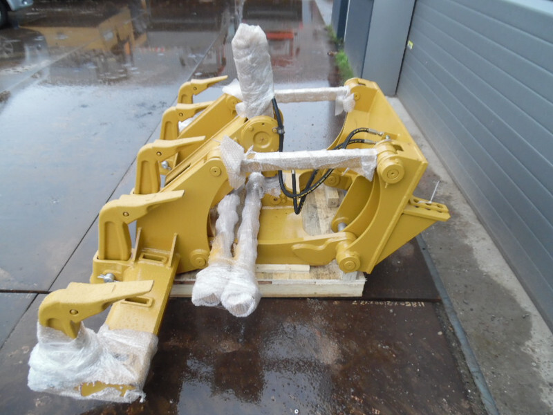 Caterpillar Ripper 12M-2 12M-3 140M-2 140M-3 160M-2 - Lazító: 3 kép. Caterpillar Ripper 12M-2 12M-3 140M-2 140M-3 160M-2 - Lazító: 3 kép.