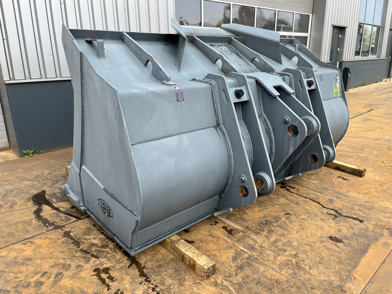 Doosan Bucket DL450-3 4700 l - Kanál: 1 kép. Doosan Bucket DL450-3 4700 l - Kanál: 1 kép.