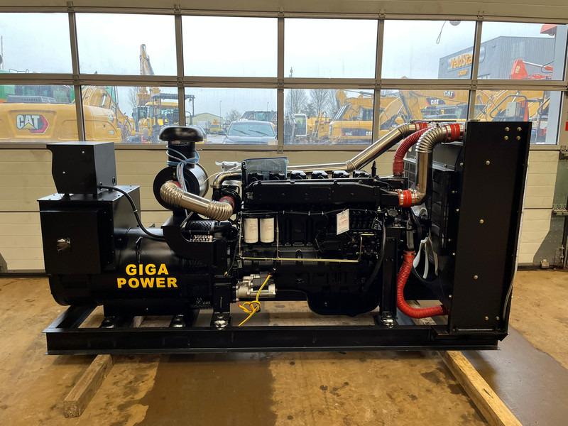 Giga power LT-W300GF 375 kVA open generator - Áramfejlesztő: 1 kép. Giga power LT-W300GF 375 kVA open generator - Áramfejlesztő: 1 kép.