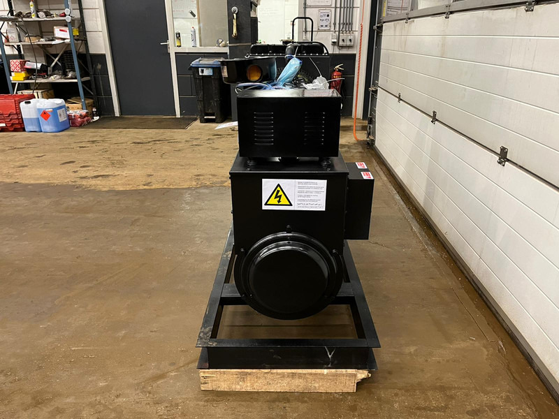 Giga power LT-W30GF 37.5 kVA Open generator - Áramfejlesztő: 5 kép. Giga power LT-W30GF 37.5 kVA Open generator - Áramfejlesztő: 5 kép.