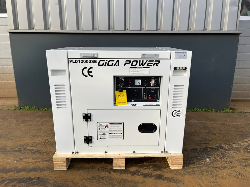 Giga power PLD12000SE 10 kVA silent generator - Áramfejlesztő: 1 kép. Giga power PLD12000SE 10 kVA silent generator - Áramfejlesztő: 1 kép.