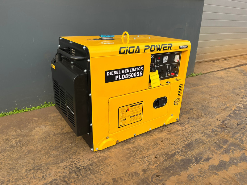 Giga power PLD8500SE 8 kVA silent generator - Áramfejlesztő: 3 kép. Giga power PLD8500SE 8 kVA silent generator - Áramfejlesztő: 3 kép.