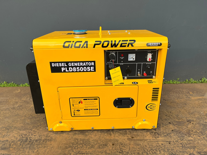 Giga power PLD8500SE 8 kVA silent generator - Áramfejlesztő: 1 kép. Giga power PLD8500SE 8 kVA silent generator - Áramfejlesztő: 1 kép.